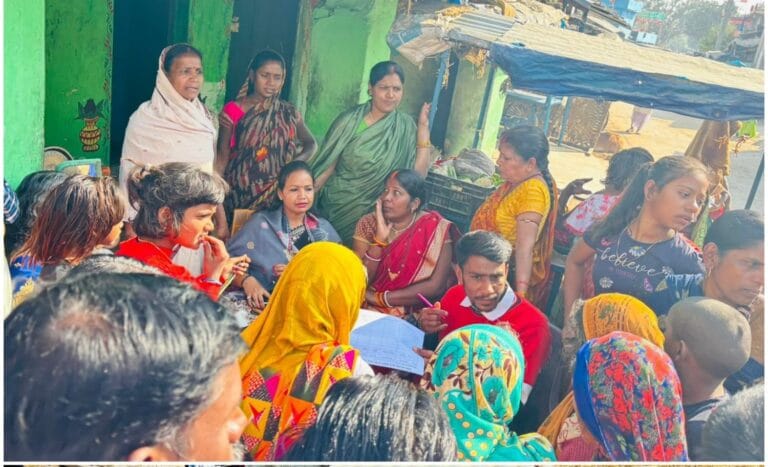 चतरा जिला परिषद अध्यक्ष ने किया हंटरगंज के गांवों का दौरा, ग्रामीणों की समस्याएं सुनी 7 jip member mamta kumari