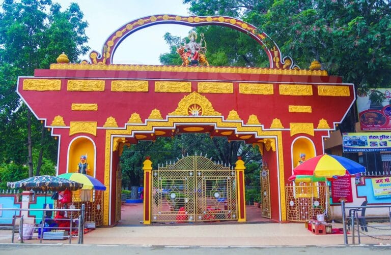 तीन दिवसीय राजकीय इटखोरी महोत्सव 2025 : भव्य आयोजन की तैयारी जोरों पर 5 Itkhori mandir