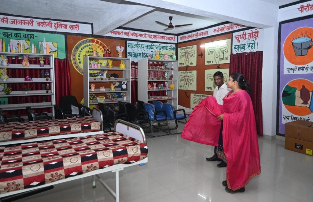 उपायुक्त कीर्तिश्री ने मयूरहंड में विकास योजनाओं का किया निरीक्षण, मनरेगा पार्क और जलाशय को मिलेगा नया रूप 11 518388662 722225687342160 3275218223872032114 n