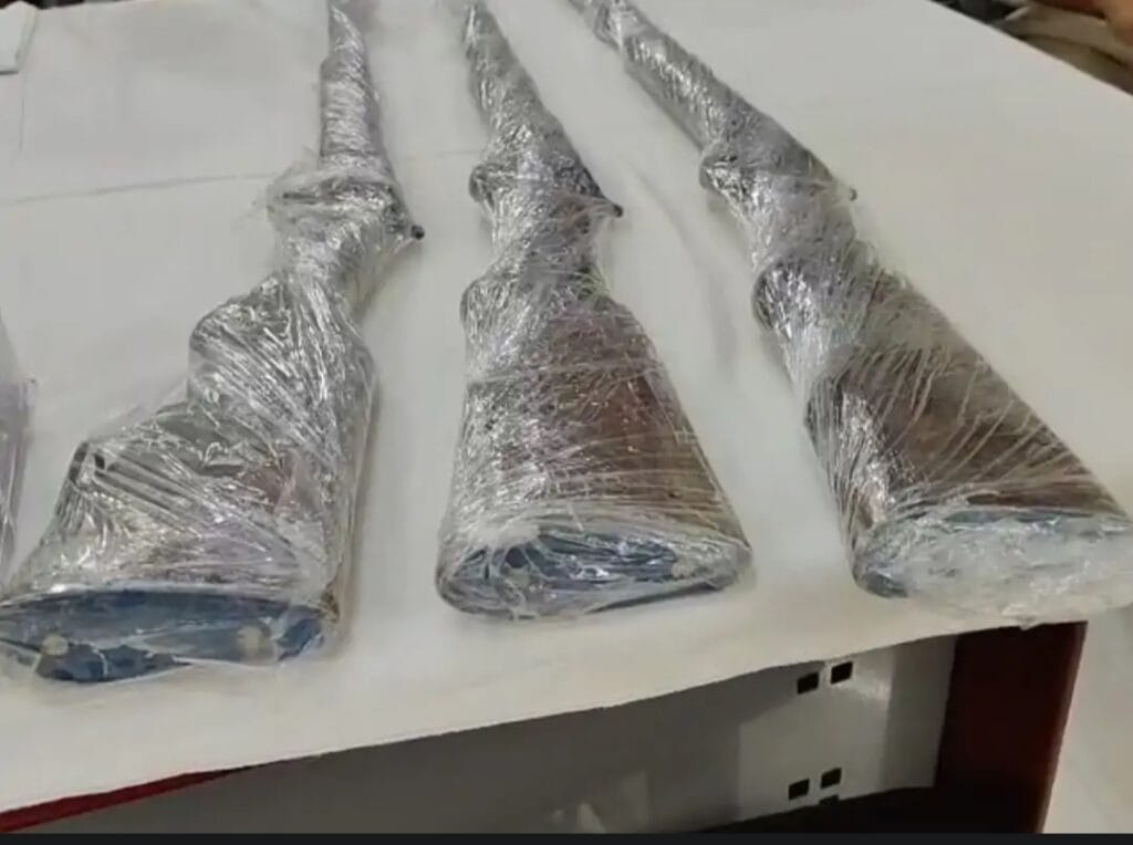 चतरा पुलिस द्वारा हथियार सहित गिरफ्तार नक्सली जमादार गंझू