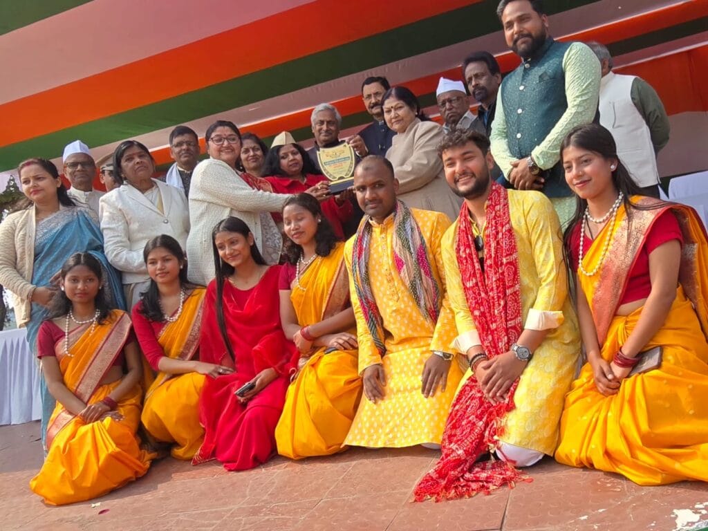 77273dd6 e939 467c 8cd1 d4e6429c837b