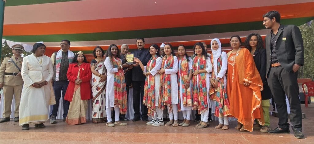 c8bc5aaa b938 4b4d 9eee 173aa4dd0500